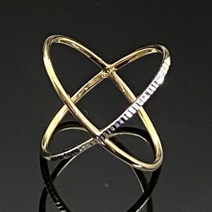 14K DIAMOND-CUT CRISS CROSS GOLD RING 7''